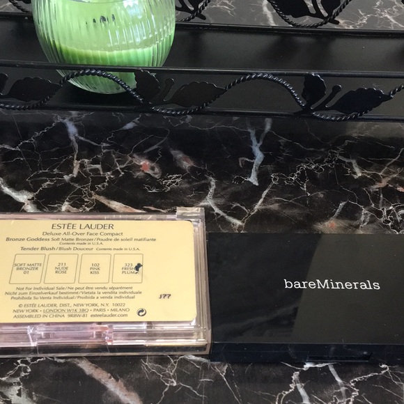 Makeup - Picture 5 of 6